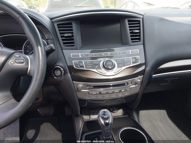 INFINITI Qx Luxe