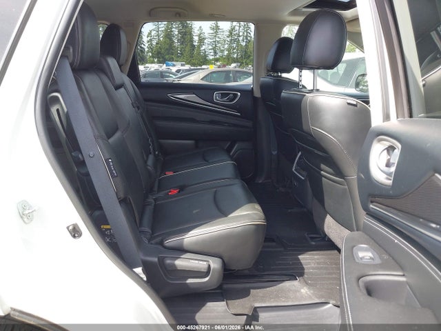 INFINITI Qx Luxe