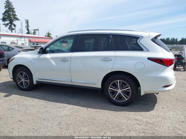 INFINITI Qx Luxe