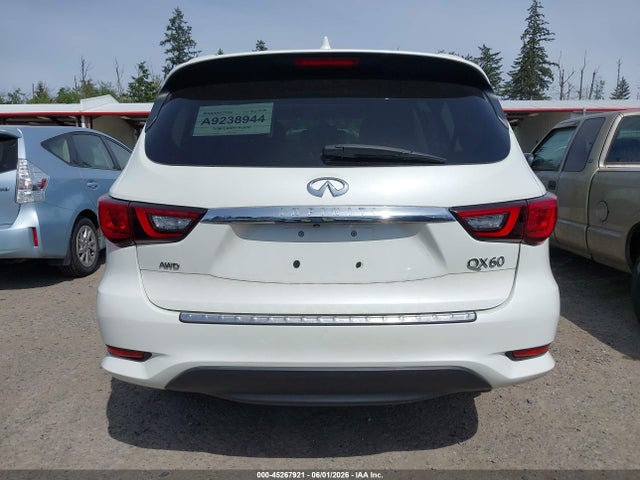 INFINITI Qx Luxe