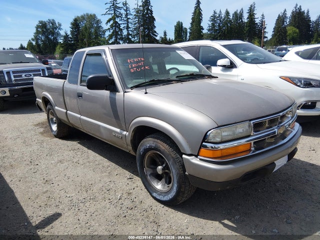 Salvage Chevrolet S-10 Image