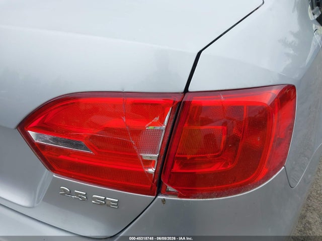 Volkswagen Jetta 2.5l Se