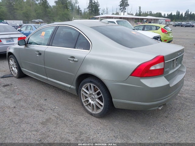 Volvo S80 V8