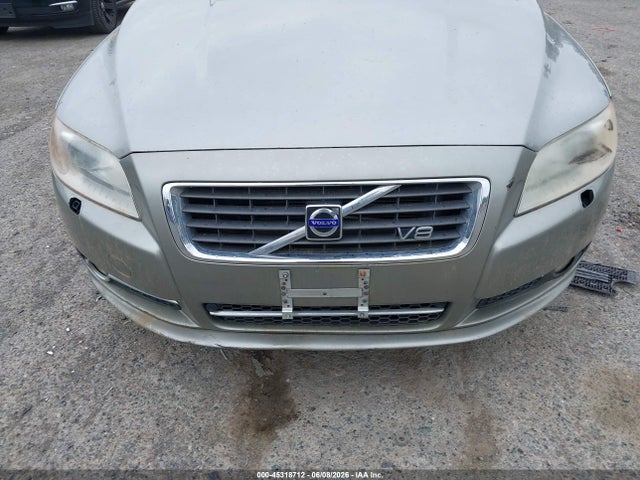 Volvo S80 V8