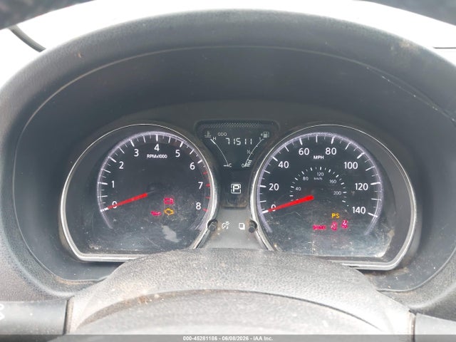 Nissan Versa 1.6 Sv