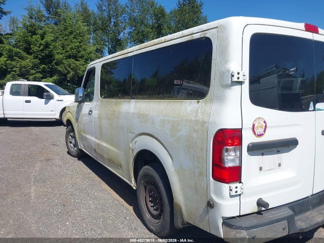 Nissan Nv Sl V8