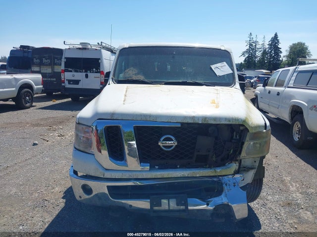 Nissan Nv Sl V8