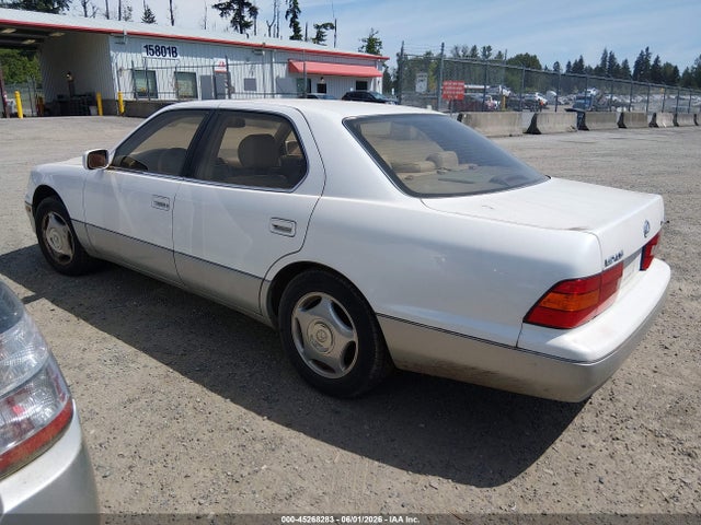 Lexus LS