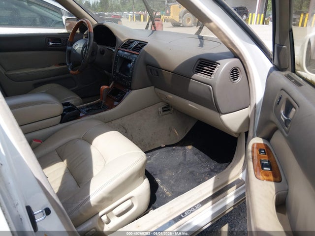 Lexus LS