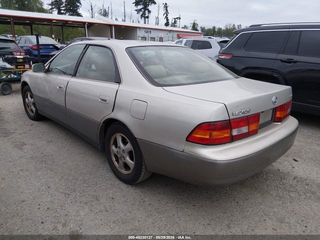 Lexus Es
