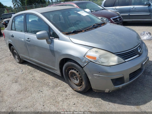 Salvage Nissan Versa Image