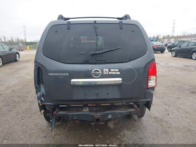 Nissan Pathfinder Sv