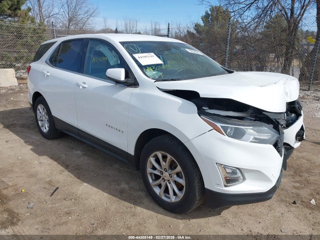 Salvage Chevrolet Equinox Image