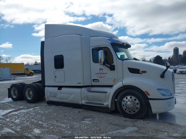 Peterbilt 579