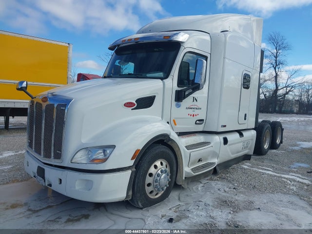 Peterbilt 579