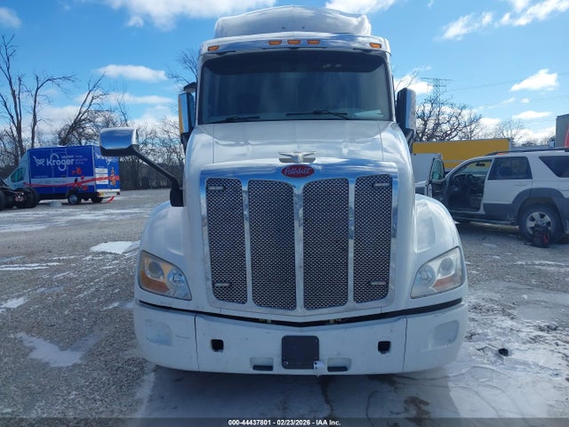 Peterbilt 579