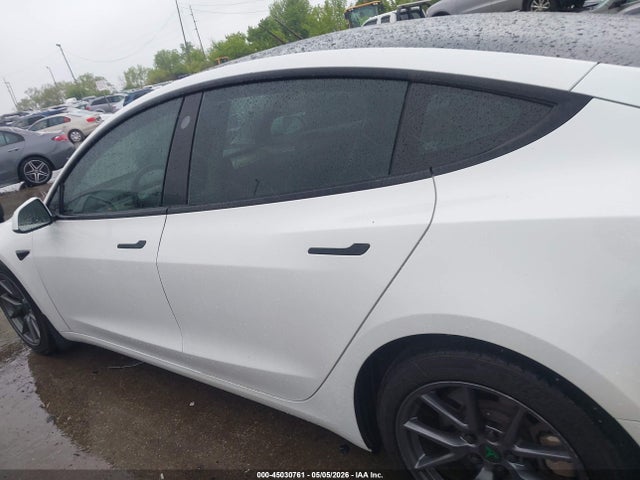 Tesla Model 3 Standard Range Plus Rear-wheel Drive