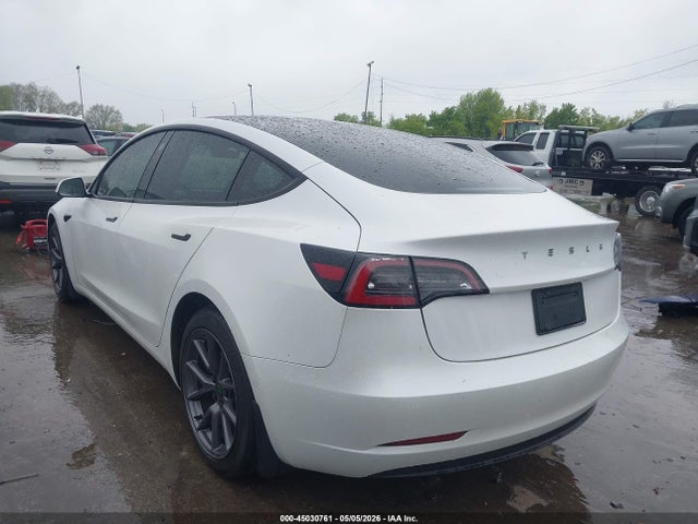 Tesla Model 3 Standard Range Plus Rear-wheel Drive