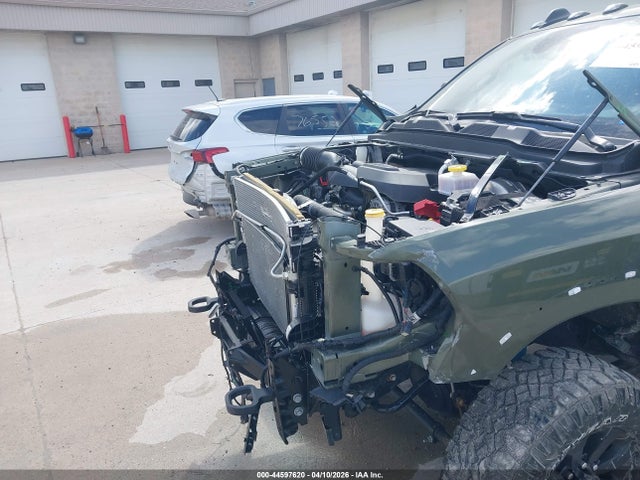 Ram 2500 Power Wagon  4x4 6'4 Box