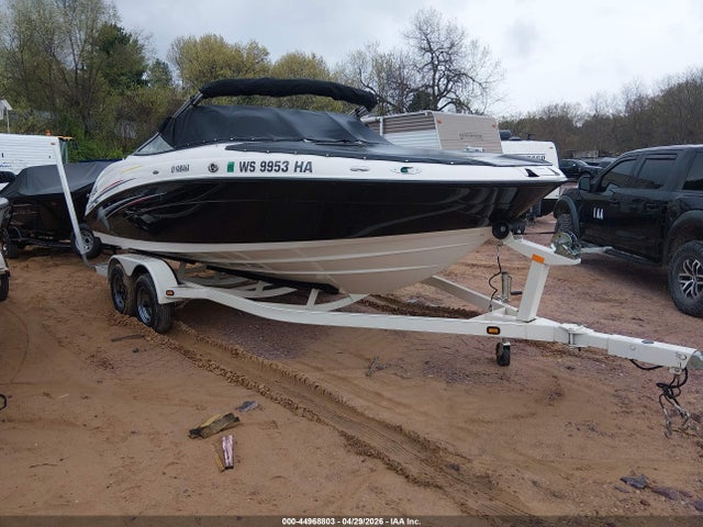 Salvage Yamaha Other Image