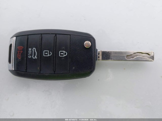 Kia Optima S