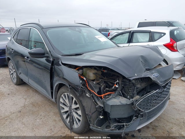 Salvage Ford Escape Image