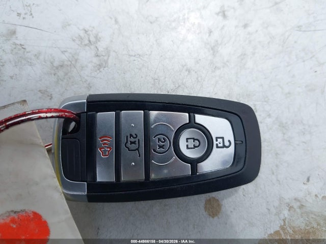 Ford Escape Titanium Hybrid