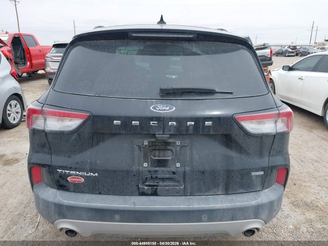 Ford Escape Titanium Hybrid