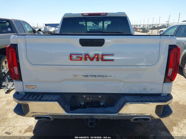 GMC Sierra 1500 4wd  Short Box Slt
