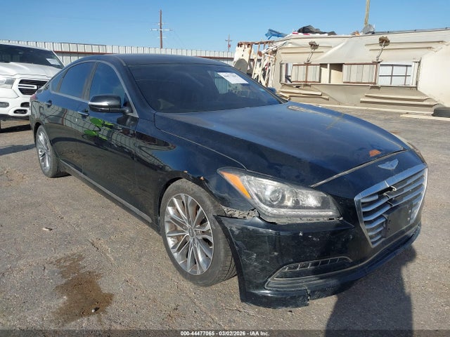 Salvage Hyundai Genesis Image