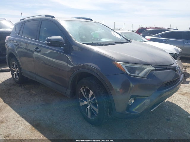 Salvage Toyota RAV4 Image