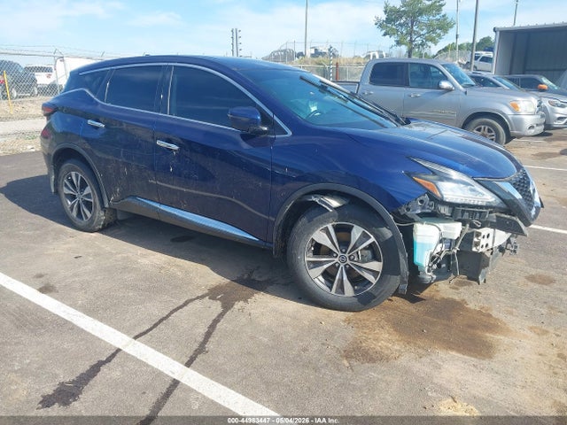 Salvage Nissan Murano Image
