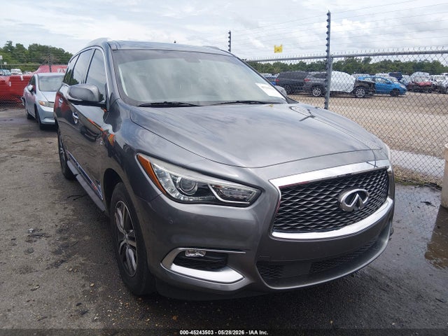 Salvage INFINITI Qx Image