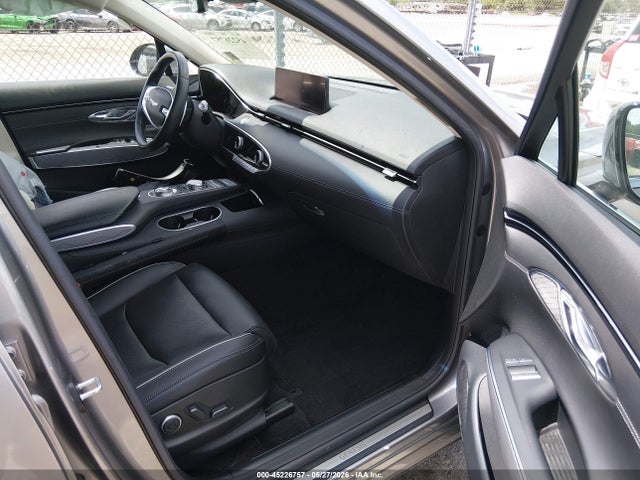 Genesis GV70 2.5t Awd