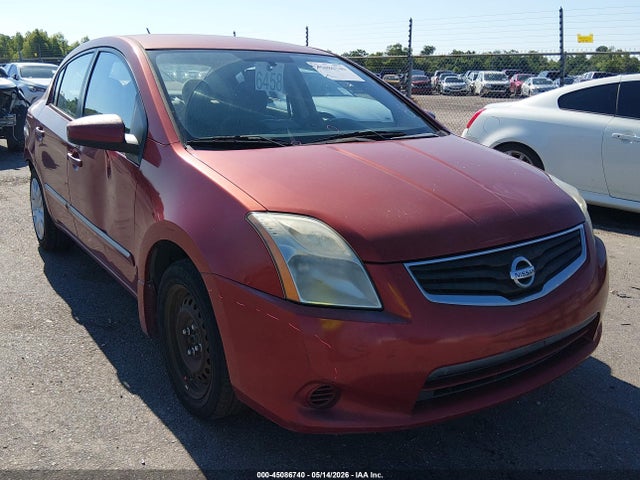 Salvage Nissan Sentra Image