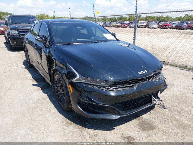 Salvage Kia K5 Image