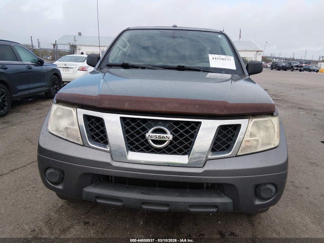 Nissan Frontier Sv
