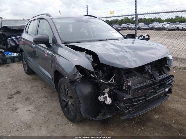 Salvage Volkswagen Taos Image