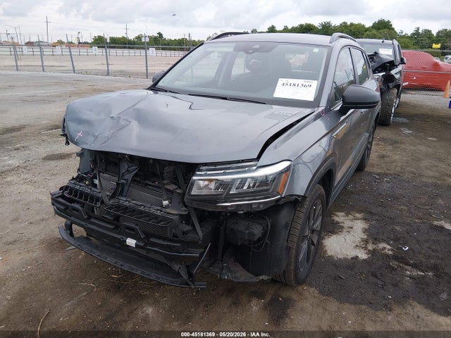 Volkswagen Taos 1.5t S