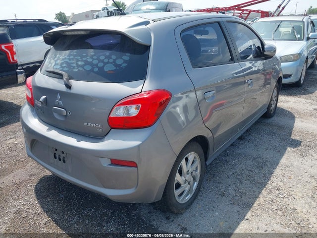 Mitsubishi Mirage Se