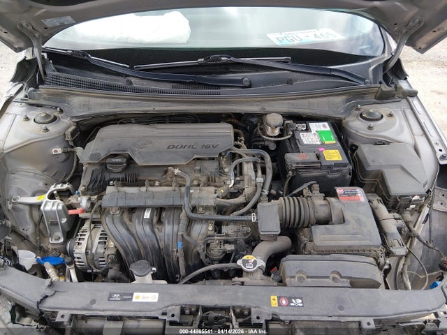 Hyundai ELANTRA Sel