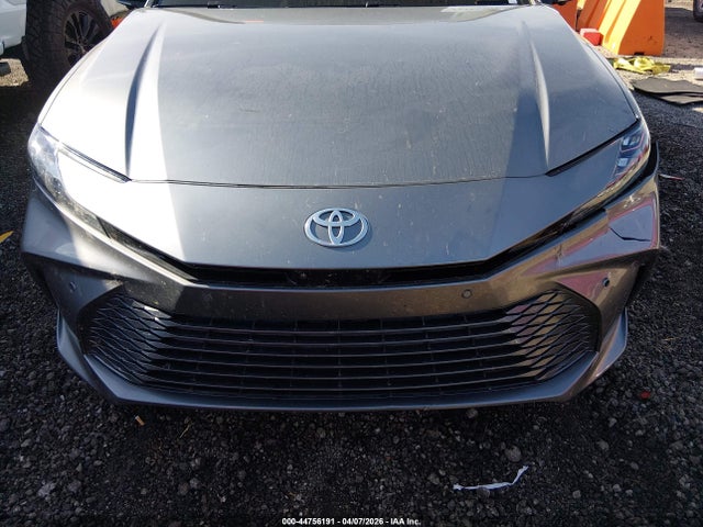 Toyota Camry Xle