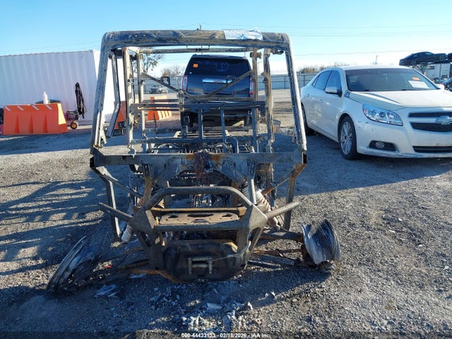 Can-Am Defender Max