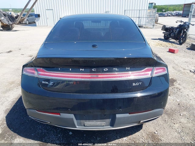 Lincoln MKZ Standard