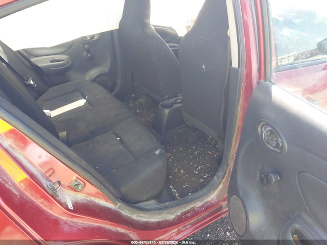 Nissan Versa 1.6 S+