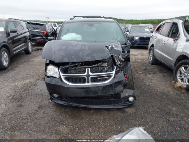 Dodge Grand Caravan Sxt