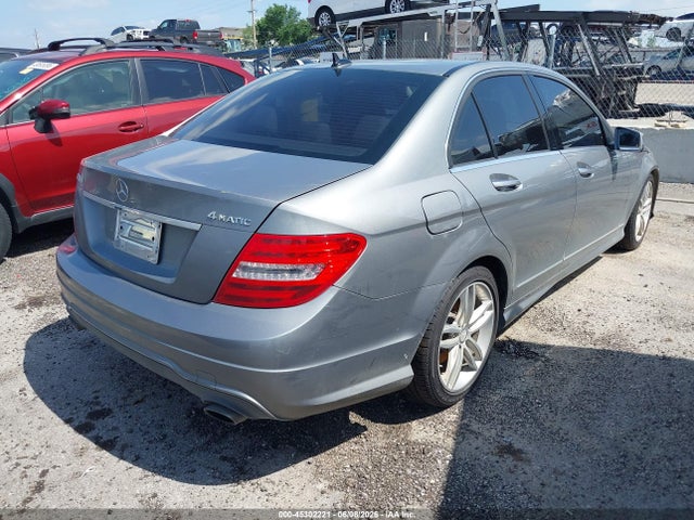 Mercedes-Benz C-Class Sport 4matic