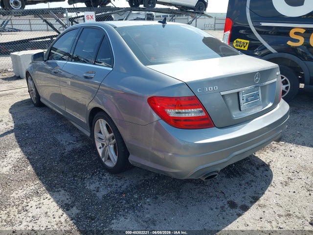 Mercedes-Benz C-Class Sport 4matic