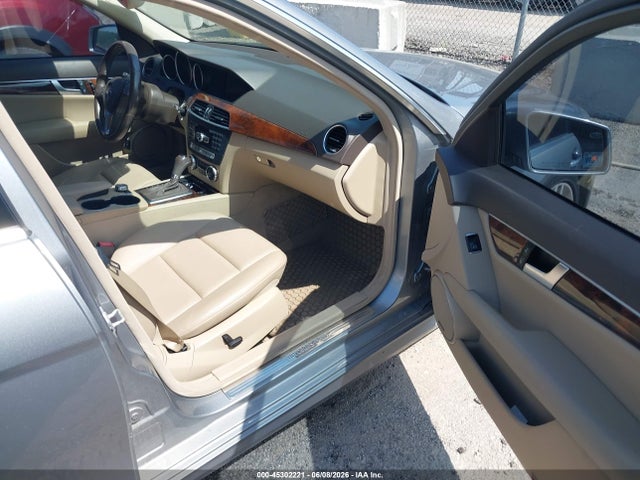Mercedes-Benz C-Class Sport 4matic