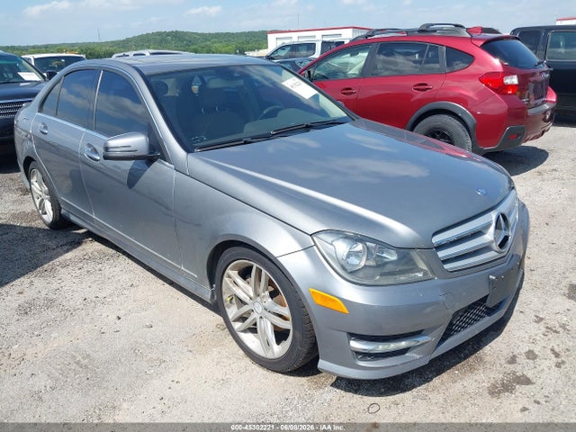 Salvage Mercedes-Benz C-Class Image